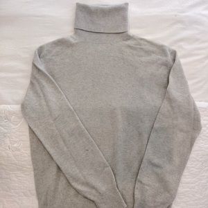 Club Monaco Cashmere Turtleneck Sweater | Light Gray | Size Small